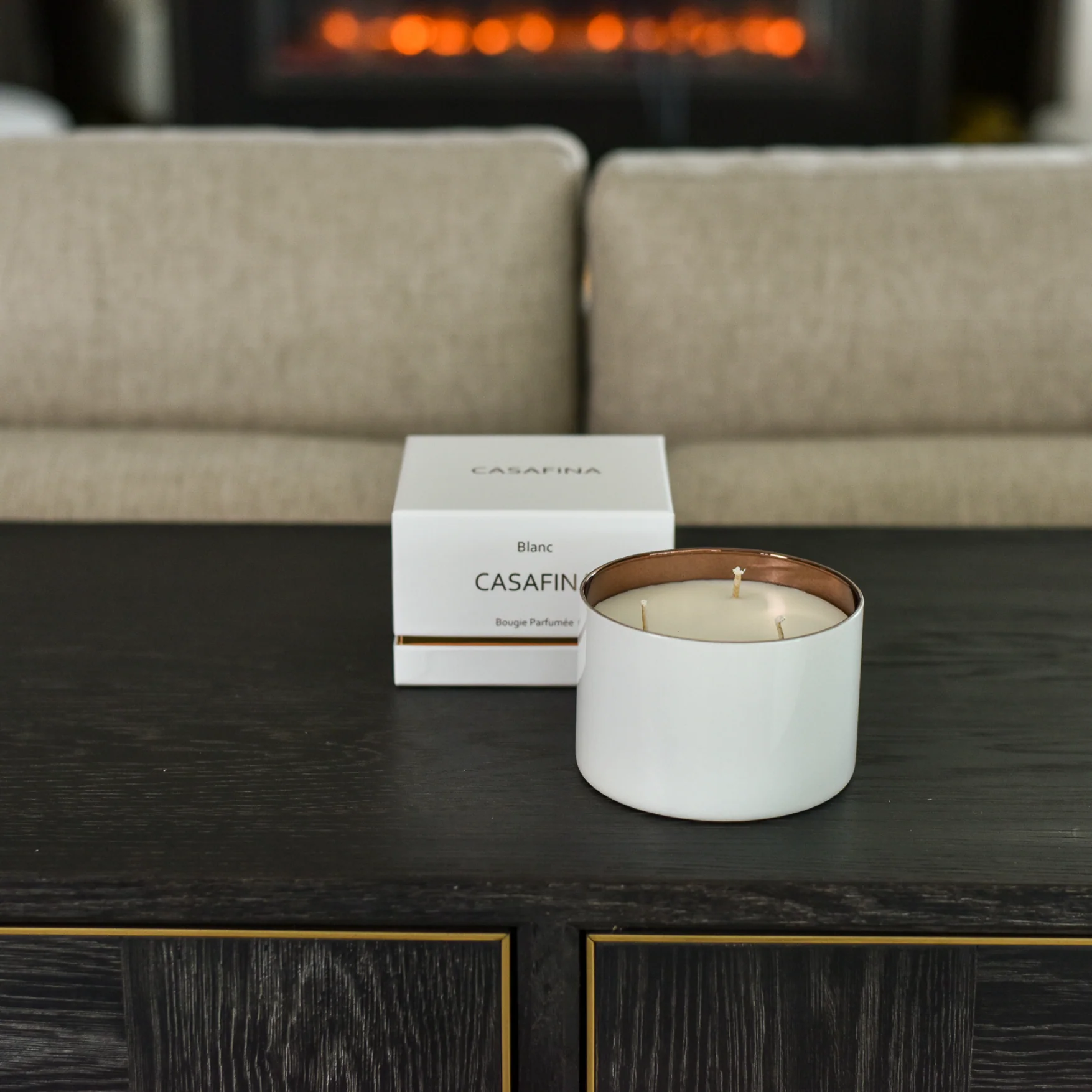 Blanc Rose Damas Candle - Image 3