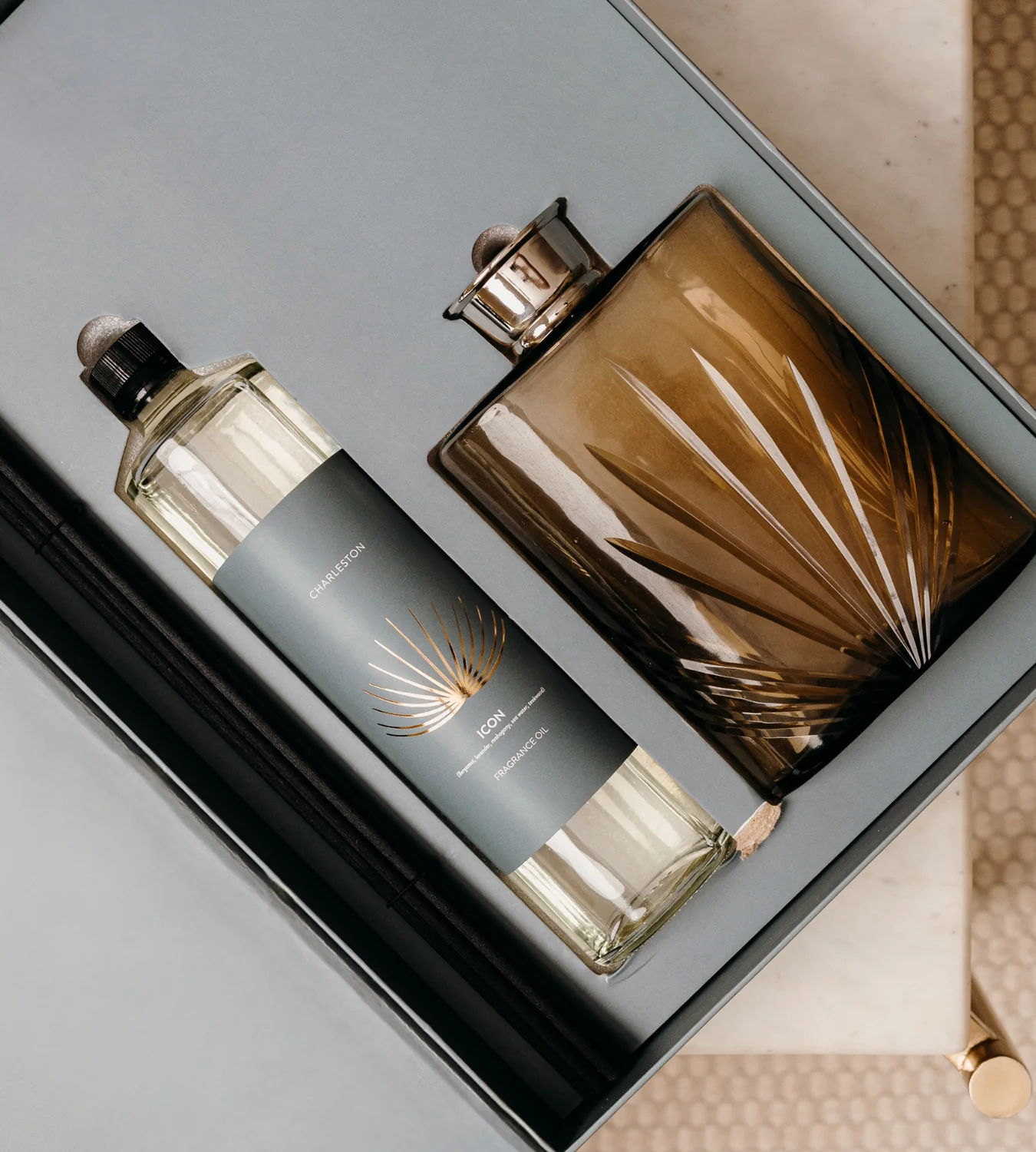 Charleston Icon Reed Diffuser - 600ml - Image 3