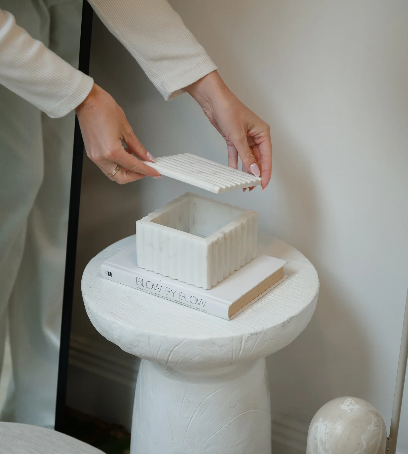 Isla Square White Fluted Marble Box - Image 3