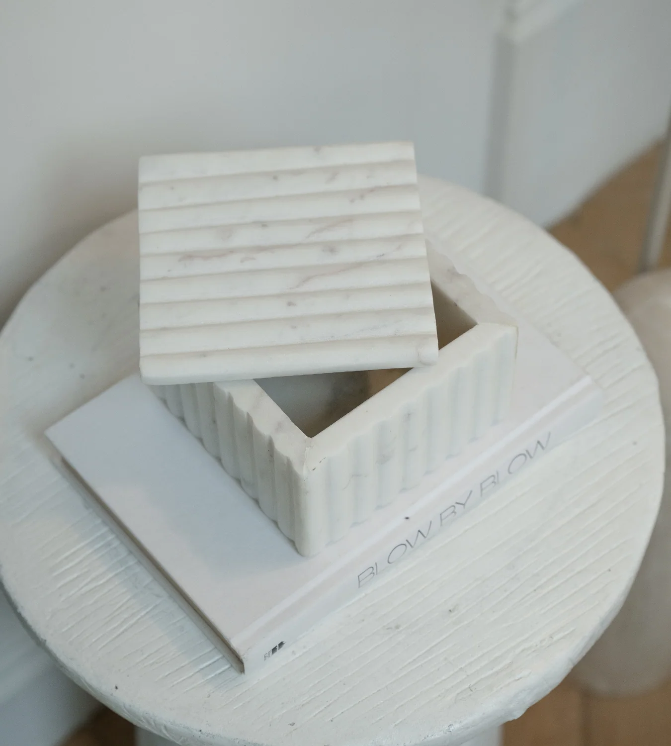 Isla Square White Fluted Marble Box - Image 4