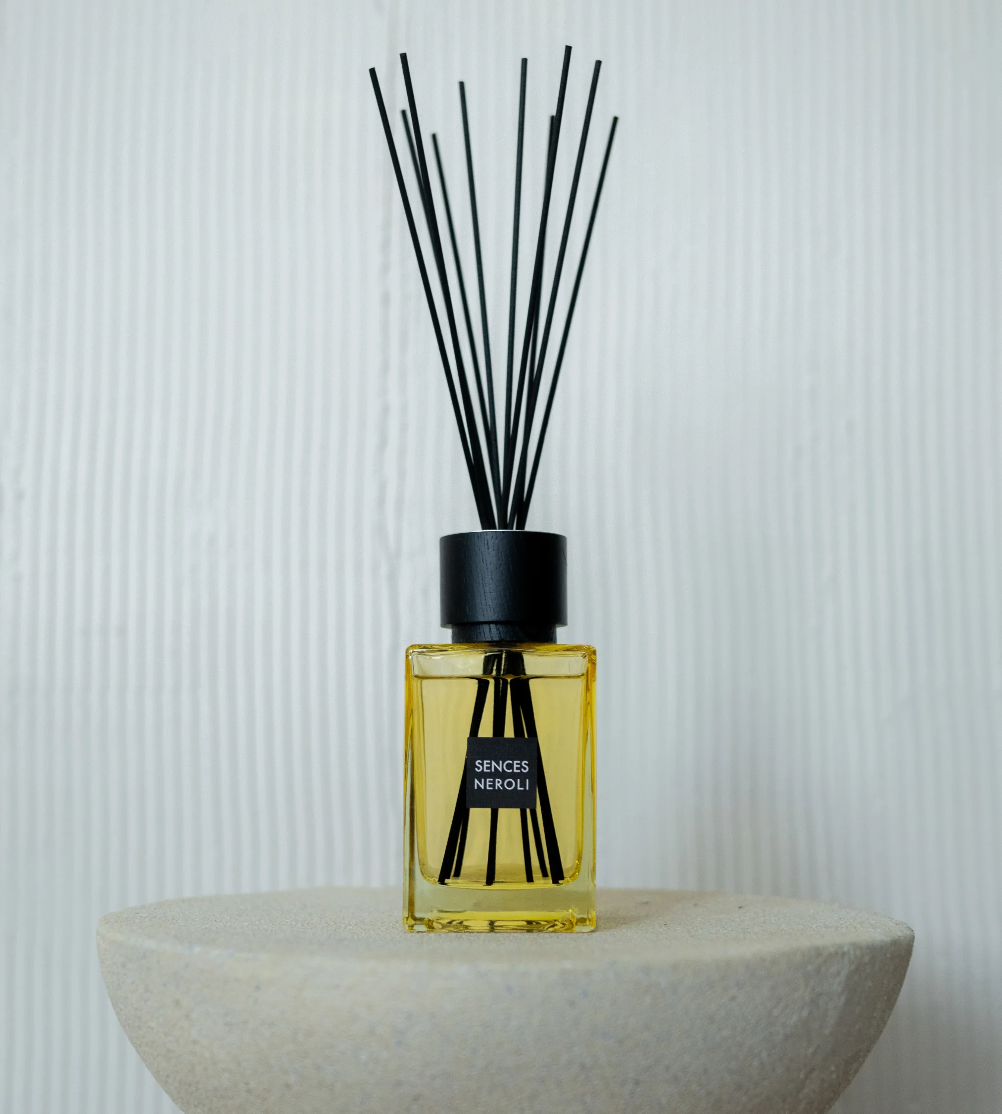 Sences Neroli Large Reed Diffuser 500ml - Image 4