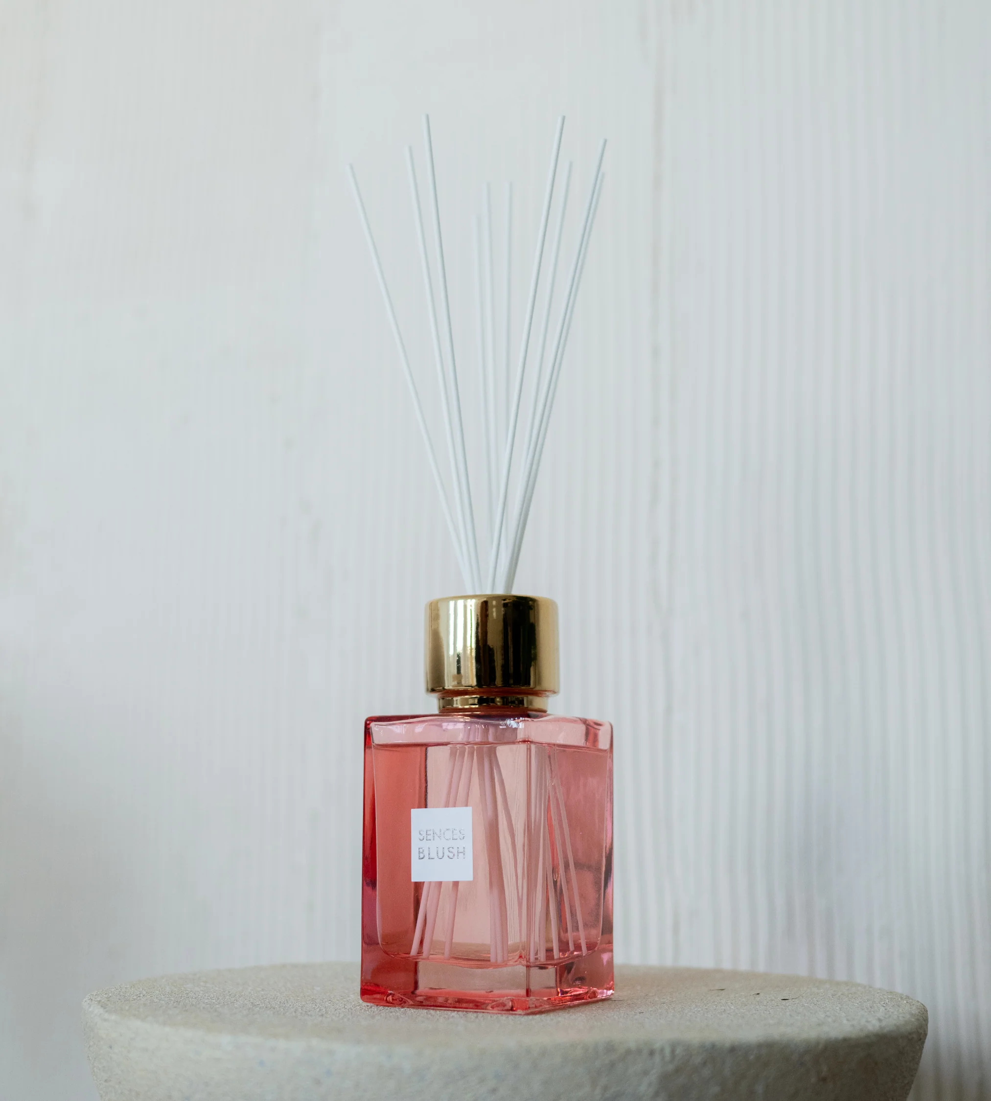 Sences Pink Blush Large Reed Diffuser 500ml - Image 3