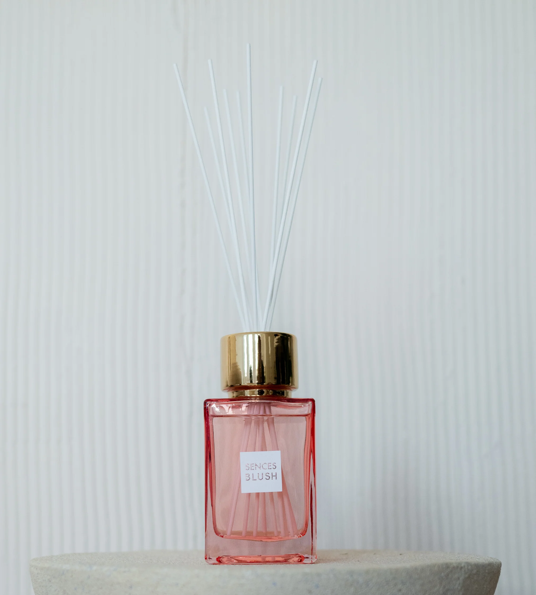 Sences Pink Blush Large Reed Diffuser 500ml - Image 4