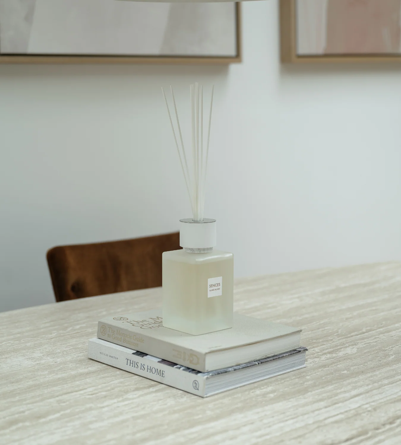 Large White Sences Alang Alang Reed Diffuser - Image 3